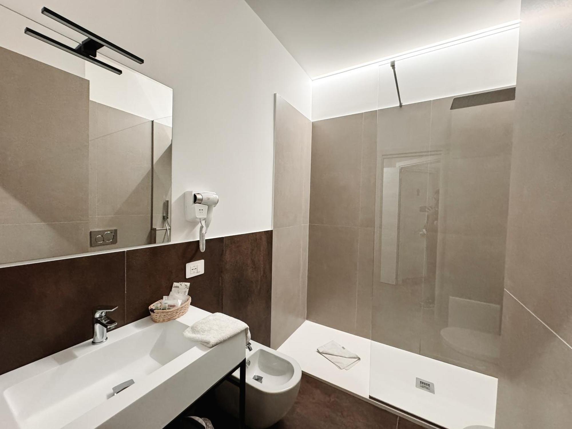 Re Lazzarone Suite Neapel Exteriör bild